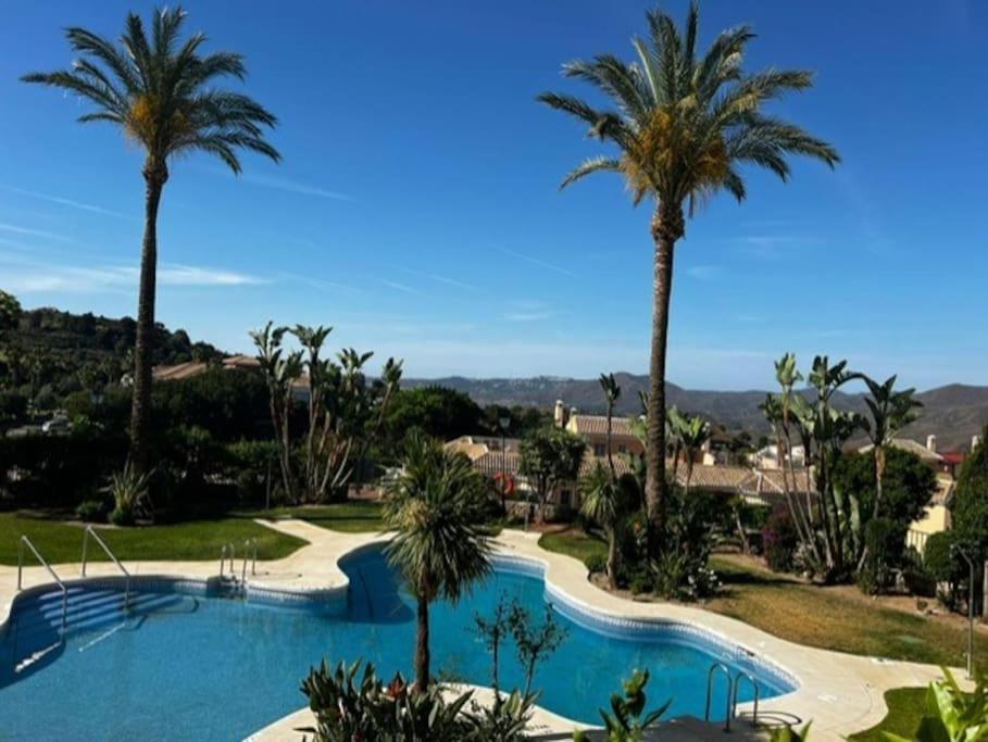 Ruim Appartement, Zonnig Terras, Alhaurin Golf! 阿尔豪林格朗德 外观 照片