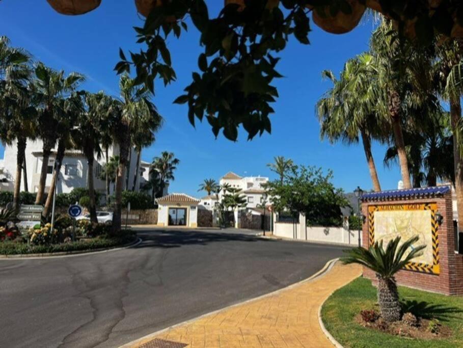 Ruim Appartement, Zonnig Terras, Alhaurin Golf! 阿尔豪林格朗德 外观 照片