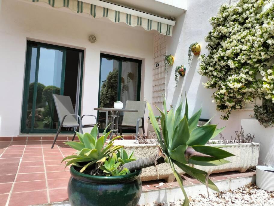 Ruim Appartement, Zonnig Terras, Alhaurin Golf! 阿尔豪林格朗德 外观 照片